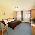 Panská 3*
